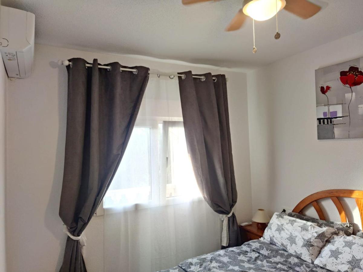 Apartamento Estrella Del Mar Les Deveses Exterior foto